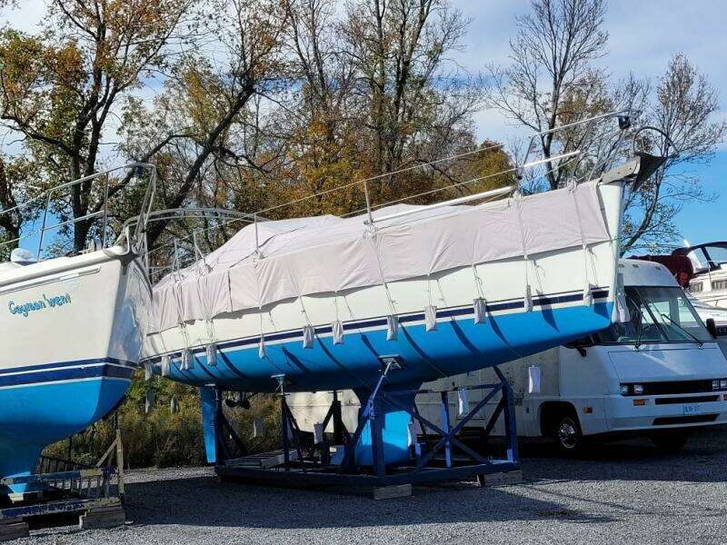 L eau Quay II 35ft Jeanneau Yacht For Sale