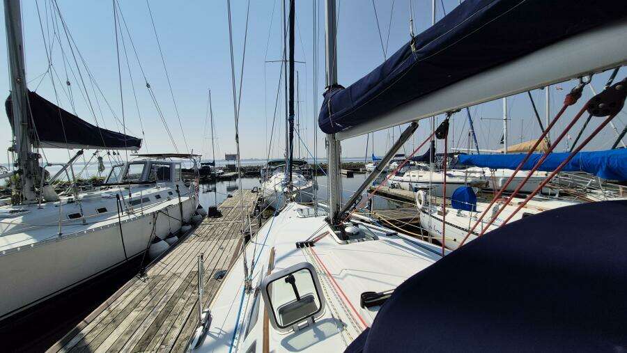 L eau Quay II 35ft Jeanneau Yacht For Sale