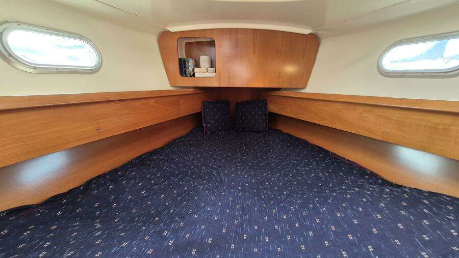 L eau Quay II 35ft Jeanneau Yacht For Sale
