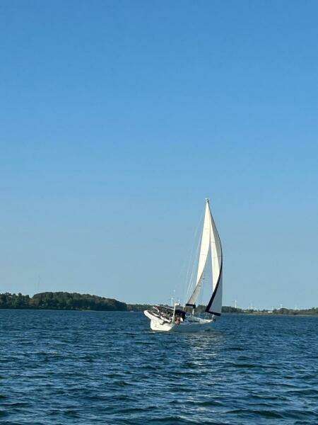 L eau Quay II 35ft Jeanneau Yacht For Sale