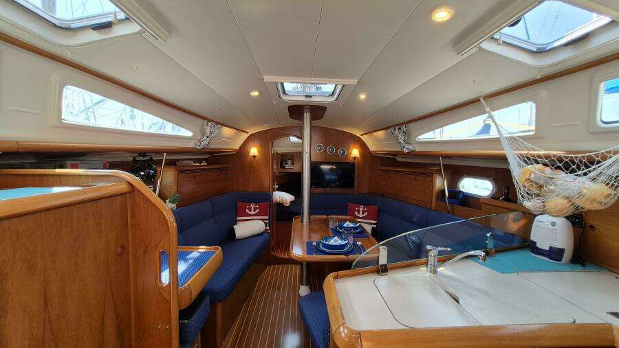 L eau Quay II 35ft Jeanneau Yacht For Sale