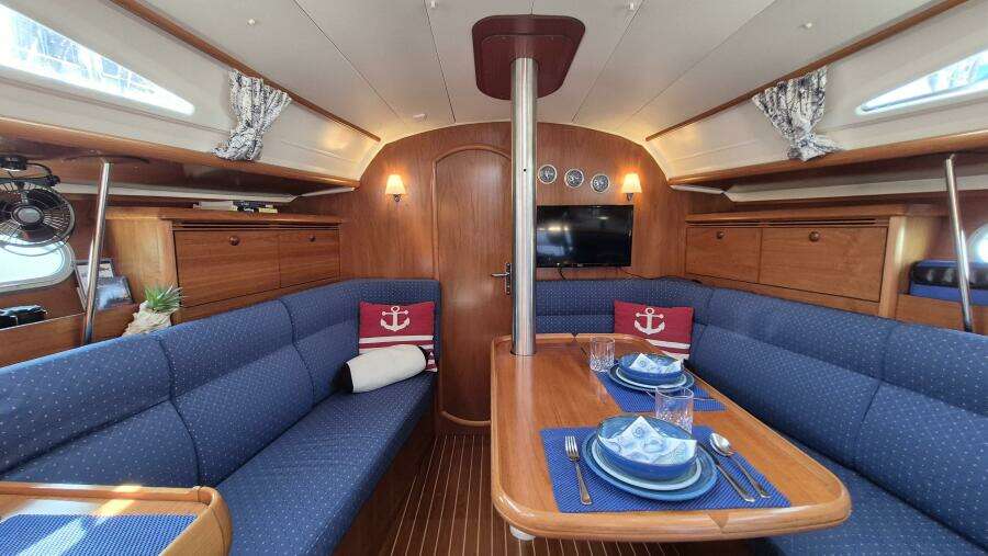 L eau Quay II 35ft Jeanneau Yacht For Sale