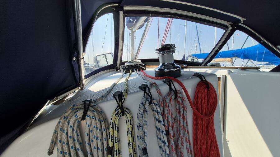 L eau Quay II 35ft Jeanneau Yacht For Sale