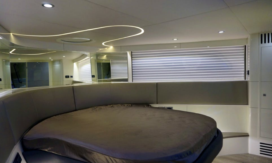 ALLEGRO FLYBRIDGE 82 MODEL X 82ft Allegro Yacht Yacht For Sale