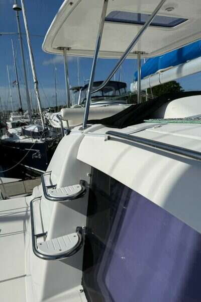 2013-robertson-and-caine-leopard-44-sail-9877437-20250719084759369-1.jpg