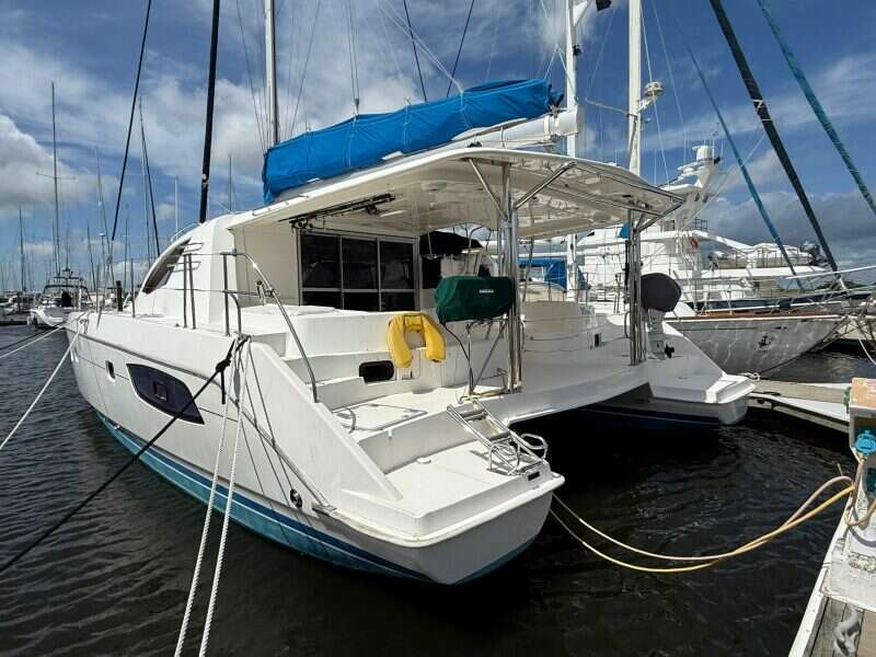 2013-robertson-and-caine-leopard-44-sail-9877437-20250719084603413-1.jpg
