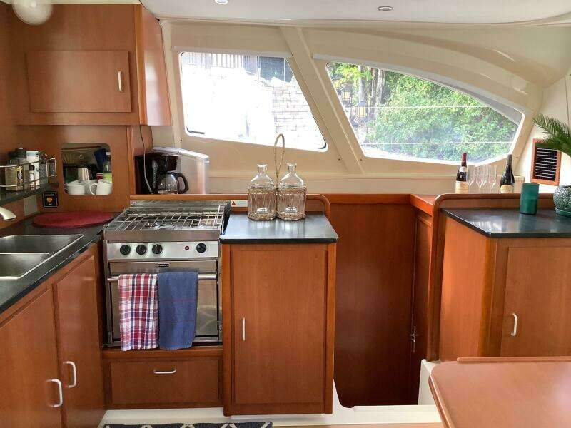 2013-leopard-44-sail-9877437-20250719153025511-1.jpg