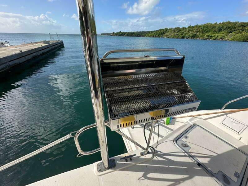 2013-leopard-44-sail-9877437-20250719153043024-1.jpg