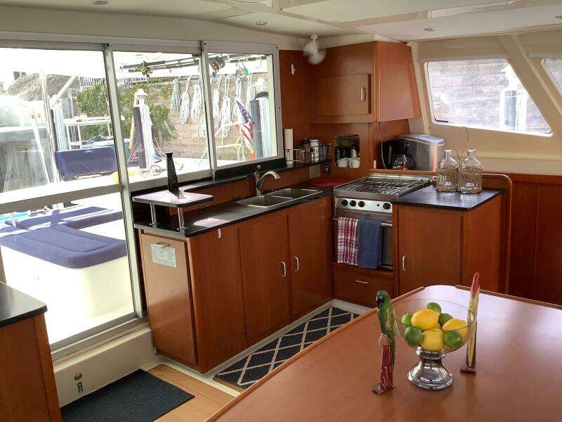 2013-leopard-44-sail-9877437-20250719153005099-1.jpg