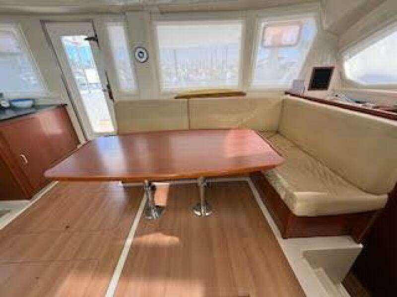 2013-robertson-and-caine-leopard-44-sail-9877437-20250719084702183-1.jpg