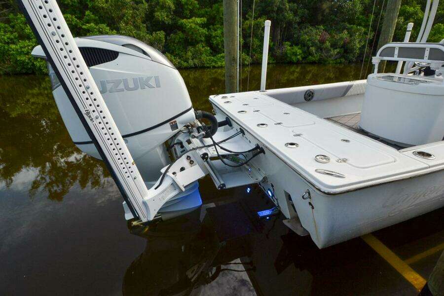28ft Canyon Bay Yacht For Sale