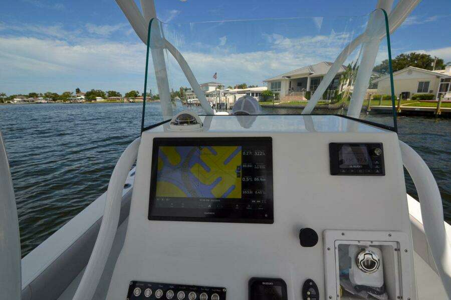 28ft Canyon Bay Yacht For Sale