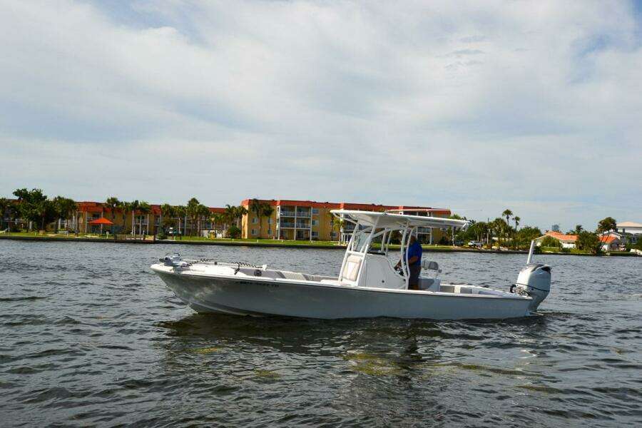28ft Canyon Bay Yacht For Sale