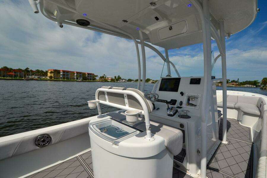 28ft Canyon Bay Yacht For Sale
