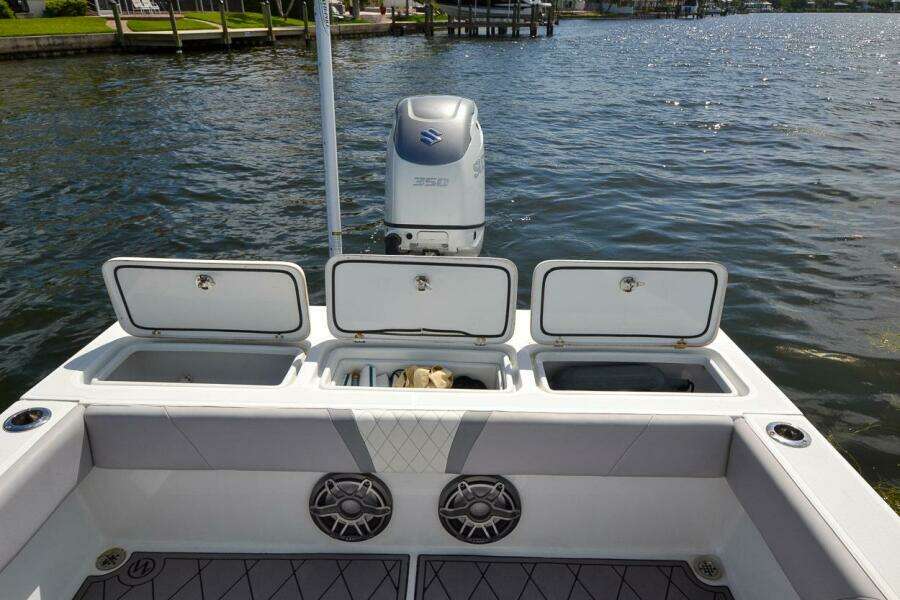 28ft Canyon Bay Yacht For Sale
