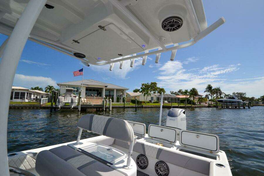 28ft Canyon Bay Yacht For Sale