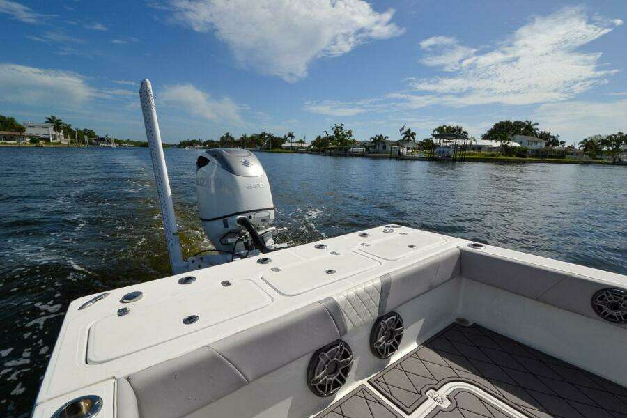 28ft Canyon Bay Yacht For Sale
