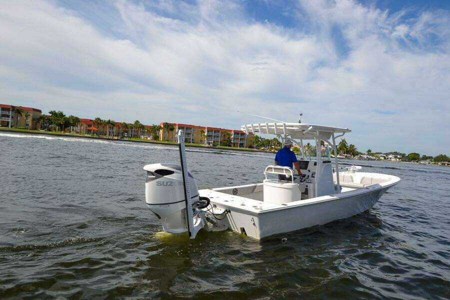 28ft Canyon Bay Yacht For Sale