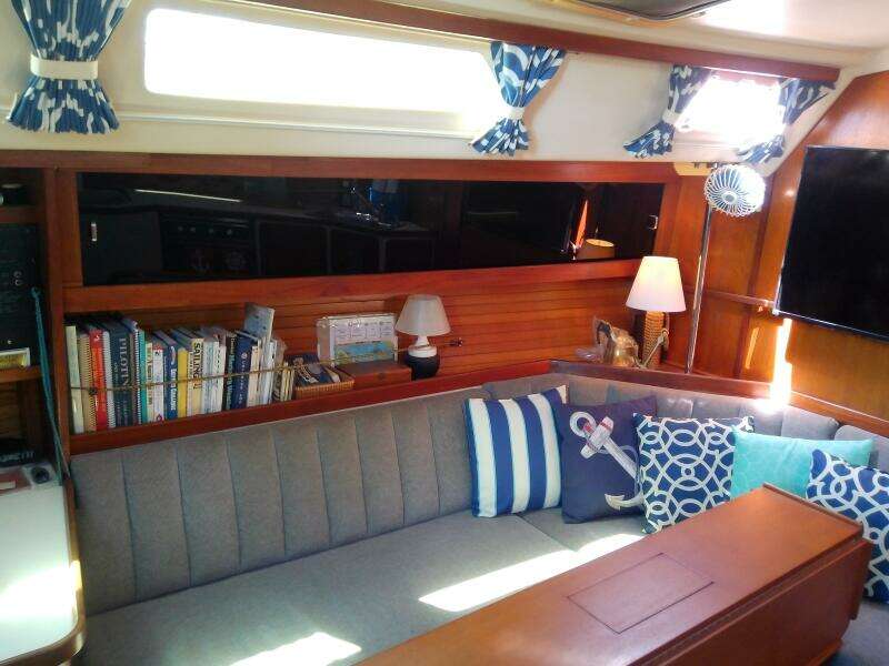 Splash Dancer II 42ft Catalina Yacht For Sale