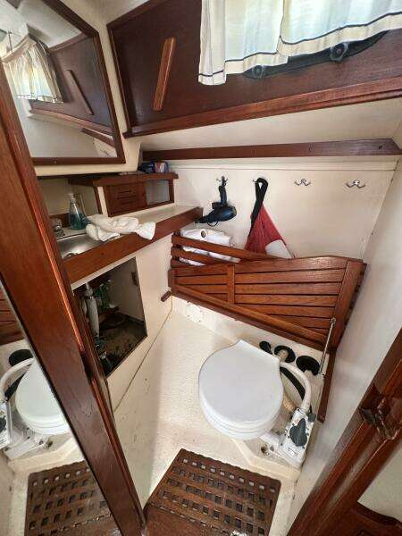 Sea Joy 31ft Cape Dory Yacht For Sale