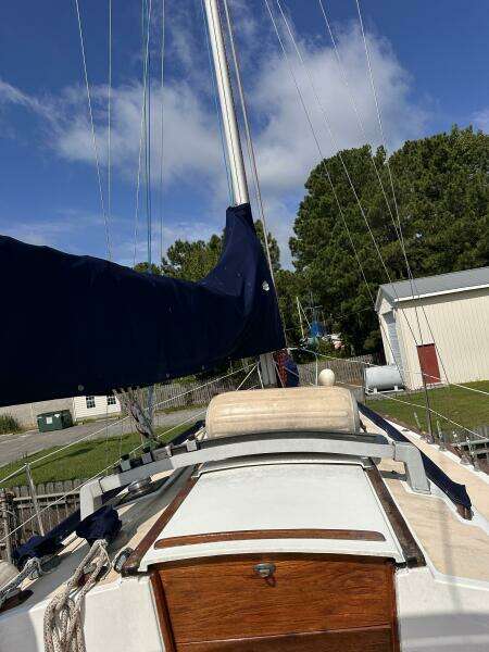 Sea Joy 31ft Cape Dory Yacht For Sale