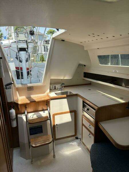Lucky Enough 28ft Catalina Yacht For Sale