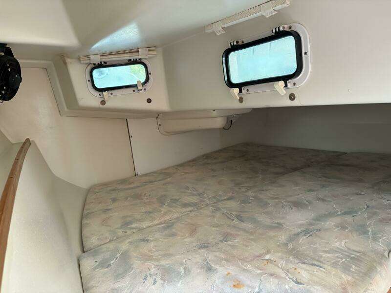 Lucky Enough 28ft Catalina Yacht For Sale