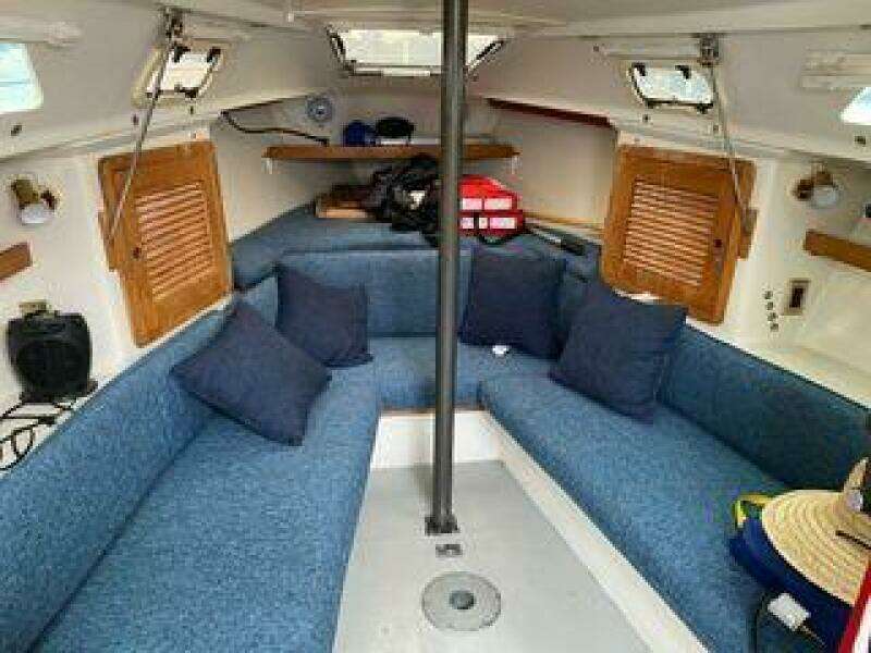 Lucky Enough 28ft Catalina Yacht For Sale