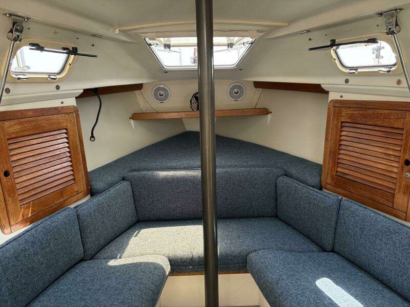 Lucky Enough 28ft Catalina Yacht For Sale