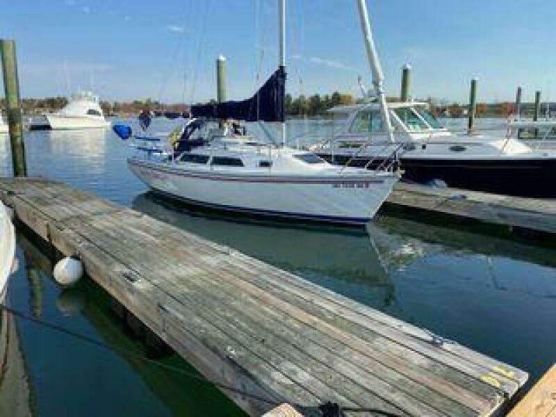 Lucky Enough 28ft Catalina Yacht For Sale