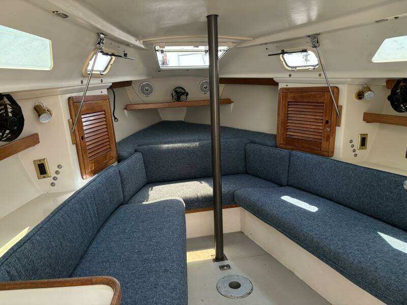 Lucky Enough 28ft Catalina Yacht For Sale