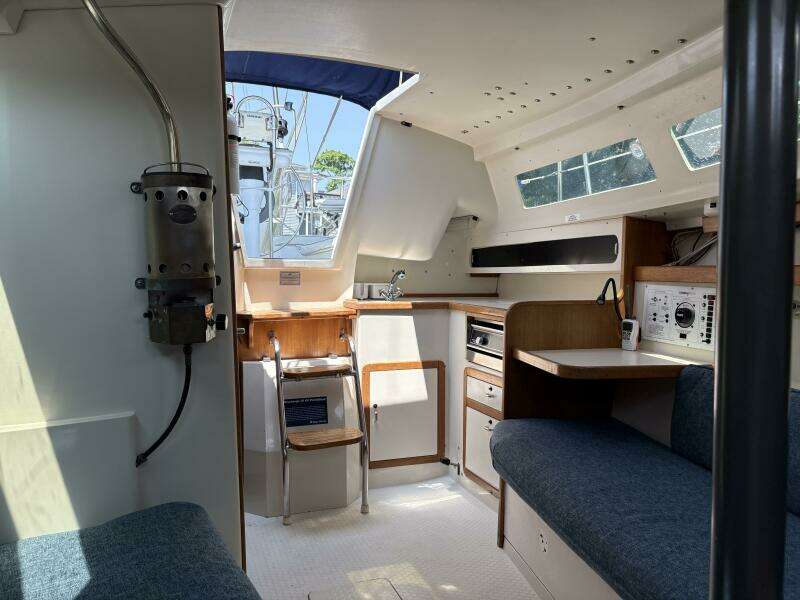 Lucky Enough 28ft Catalina Yacht For Sale