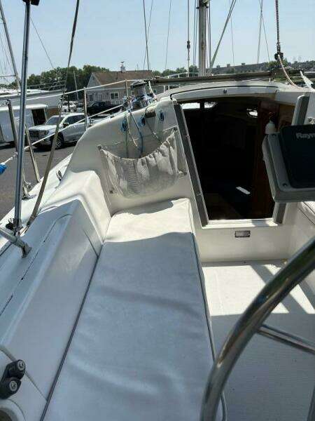 Lucky Enough 28ft Catalina Yacht For Sale