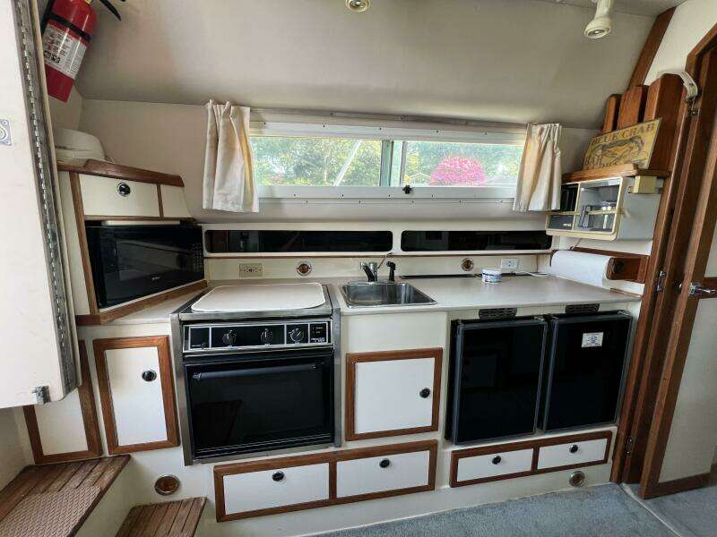 Sanatee 32ft Albin Yacht For Sale