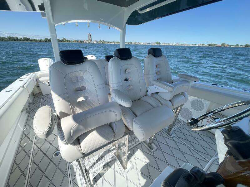 REEL TIME 42ft HCB Yacht For Sale