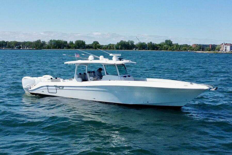 REEL TIME 42ft HCB Yacht For Sale