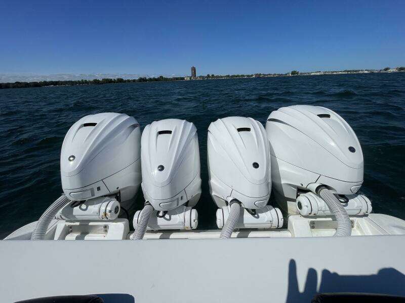 REEL TIME 42ft HCB Yacht For Sale