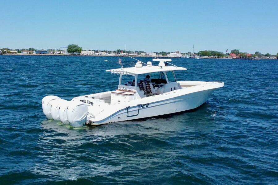 REEL TIME 42ft HCB Yacht For Sale