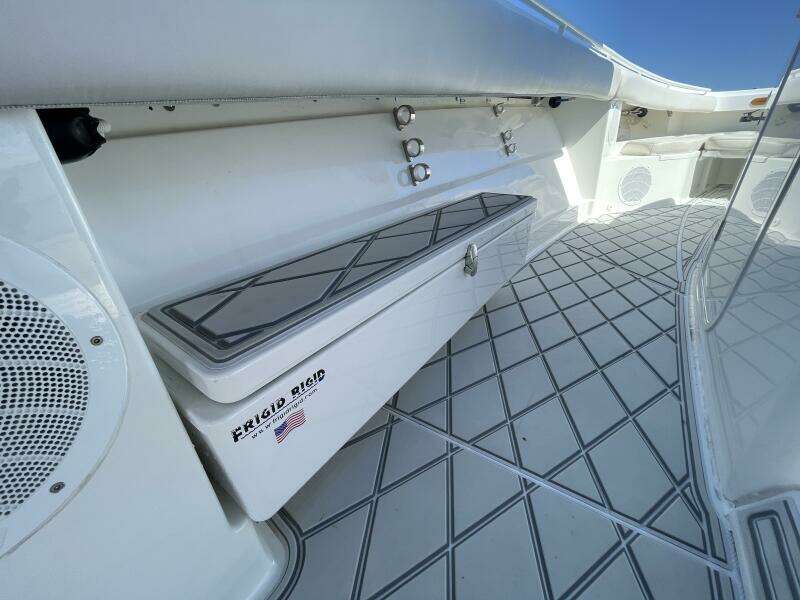 REEL TIME 42ft HCB Yacht For Sale