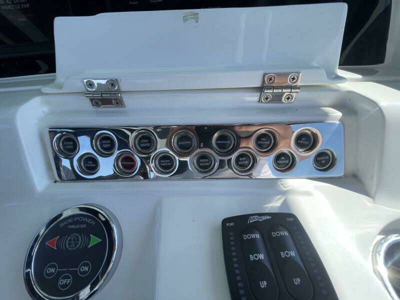 REEL TIME 42ft HCB Yacht For Sale