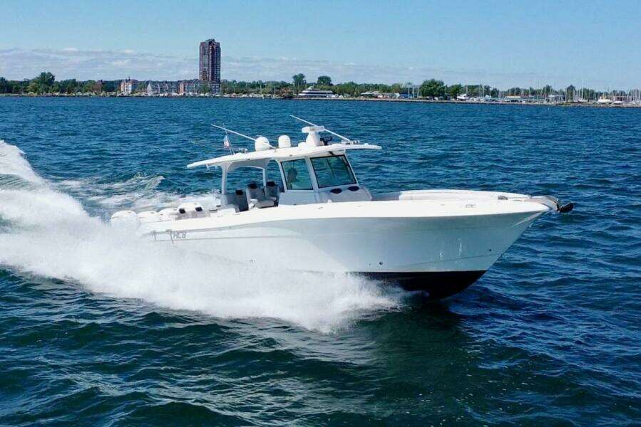 REEL TIME 42ft HCB Yacht For Sale
