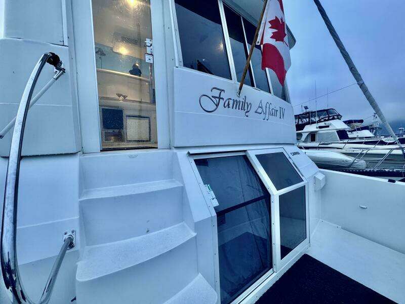 Family Affair IV 50ft Carver Yacht For Sale