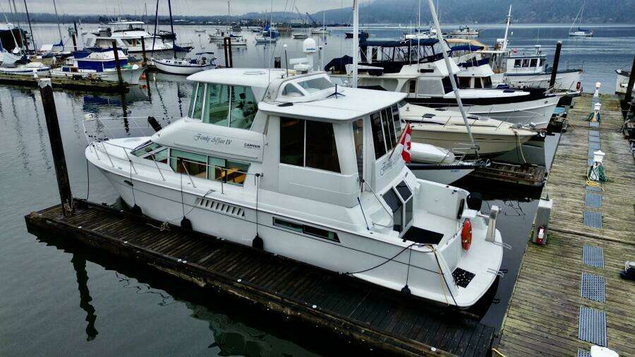 Family Affair IV 50ft Carver Yacht For Sale