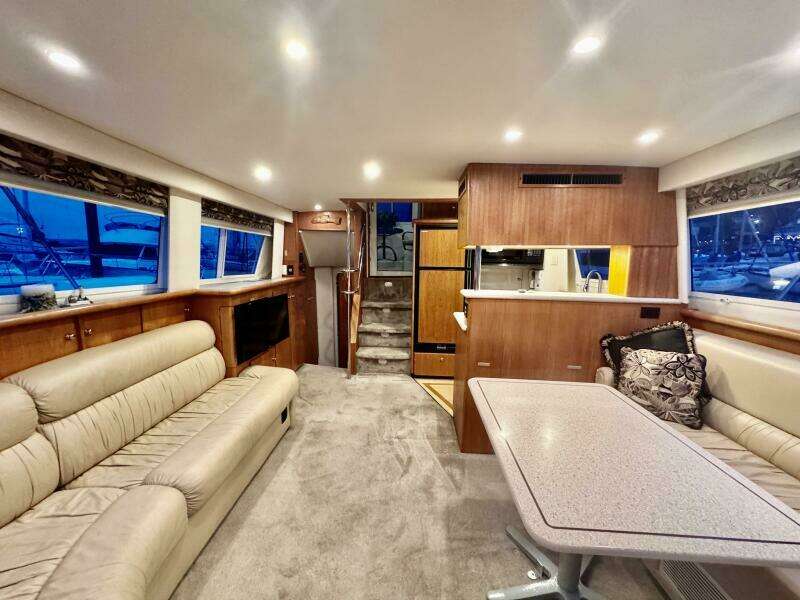 Family Affair IV 50ft Carver Yacht For Sale