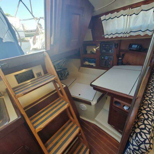 Seayonce 32ft Ericson Yacht For Sale