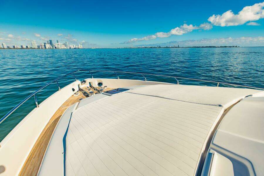 SAMI KAY III 75ft Ferretti Yachts Yacht For Sale