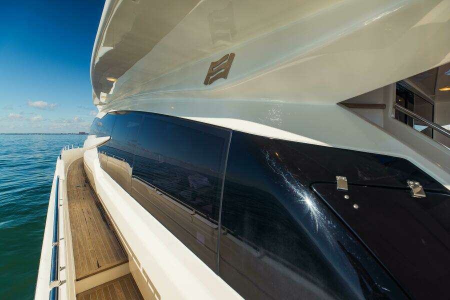 SAMI KAY III 75ft Ferretti Yachts Yacht For Sale