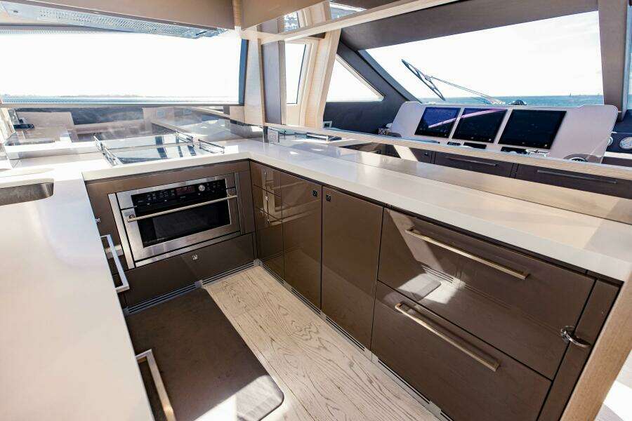 SAMI KAY III 75ft Ferretti Yachts Yacht For Sale