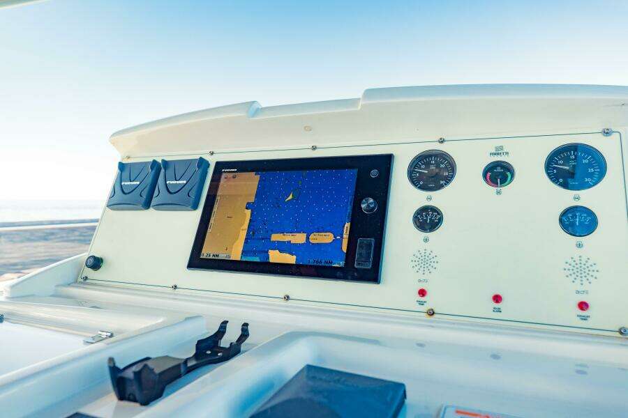 SAMI KAY III 75ft Ferretti Yachts Yacht For Sale