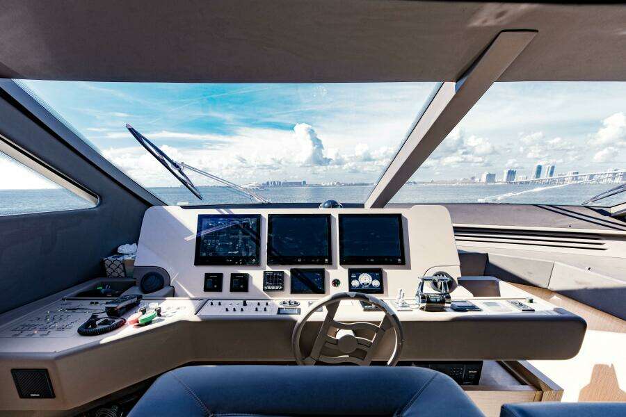 SAMI KAY III 75ft Ferretti Yachts Yacht For Sale